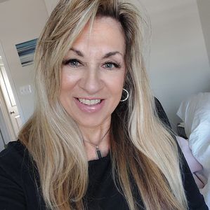 Meet your Posher, Tina